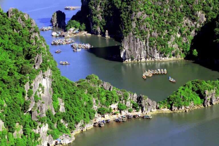 Đồng bằng Sông Hồng và duyên hải Đông Bắc